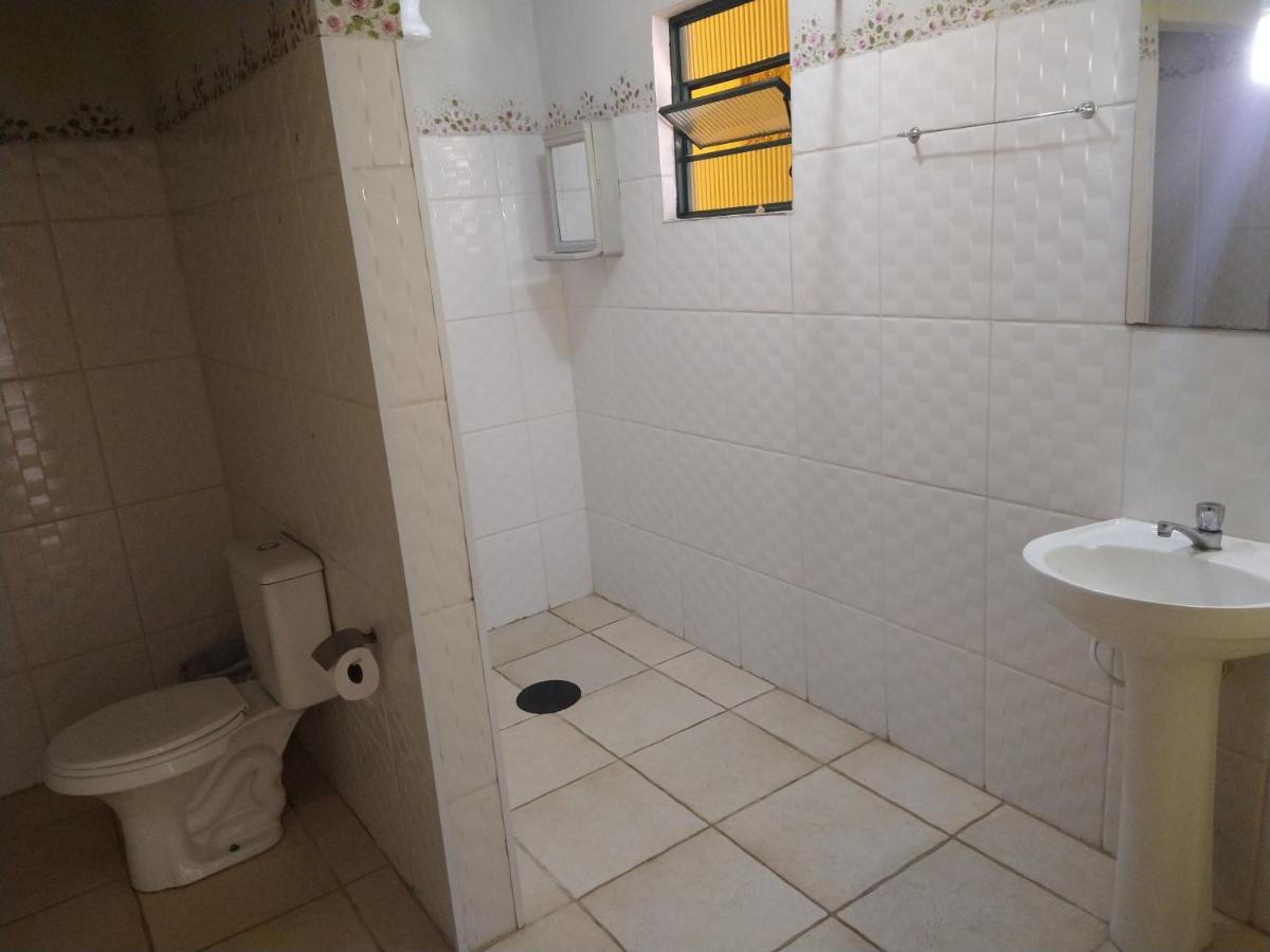 Hostel Canto Da Praia Sao Sebastiao - Proximo Ao Enrocamento Caraguatatuba Esterno foto