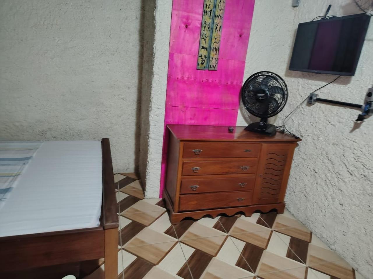 Hostel Canto Da Praia Sao Sebastiao - Proximo Ao Enrocamento Caraguatatuba Esterno foto